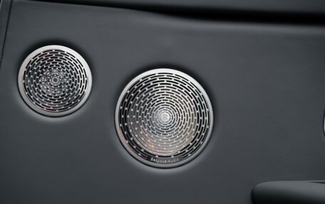 Rolls-Royce Cullinan, 2025 год, 80 000 000 рублей, 25 фотография