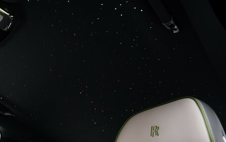 Rolls-Royce Cullinan, 2025 год, 80 000 000 рублей, 34 фотография
