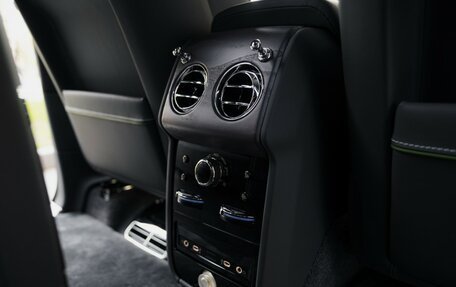 Rolls-Royce Cullinan, 2025 год, 80 000 000 рублей, 40 фотография