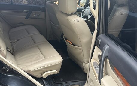 Mitsubishi Pajero IV, 2007 год, 1 090 000 рублей, 16 фотография