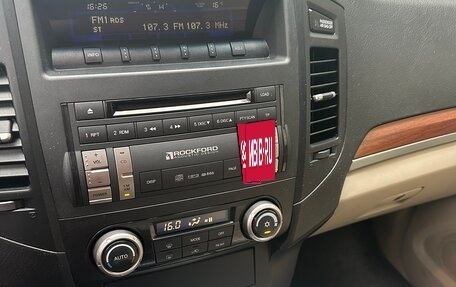Mitsubishi Pajero IV, 2007 год, 1 090 000 рублей, 20 фотография