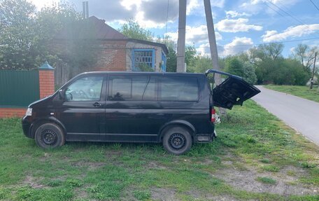 Volkswagen Caravelle T5, 2008 год, 600 000 рублей, 2 фотография