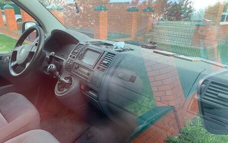Volkswagen Caravelle T5, 2008 год, 600 000 рублей, 7 фотография