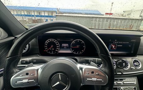Mercedes-Benz E-Класс, 2018 год, 4 000 000 рублей, 5 фотография