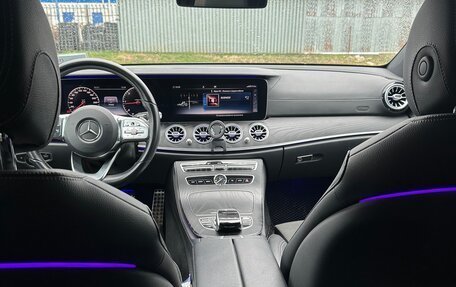 Mercedes-Benz E-Класс, 2018 год, 4 000 000 рублей, 7 фотография