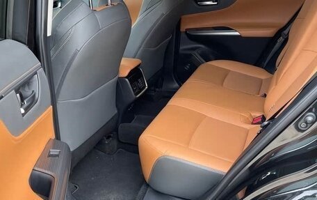 Toyota Venza, 2022 год, 3 650 000 рублей, 12 фотография