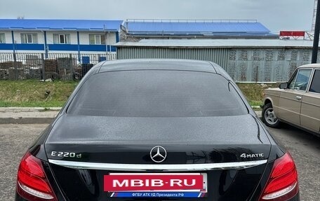Mercedes-Benz E-Класс, 2018 год, 4 000 000 рублей, 3 фотография
