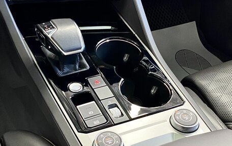 Volkswagen Touareg III, 2018 год, 4 619 000 рублей, 20 фотография