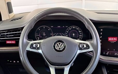 Volkswagen Touareg III, 2018 год, 4 619 000 рублей, 16 фотография