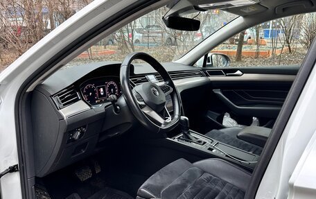 Volkswagen Passat B8 рестайлинг, 2020 год, 3 700 000 рублей, 6 фотография