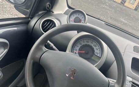 Peugeot 107 I рестайлинг, 2007 год, 329 700 рублей, 12 фотография