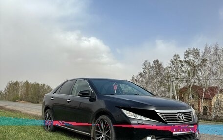 Toyota Camry, 2012 год, 2 000 000 рублей, 1 фотография