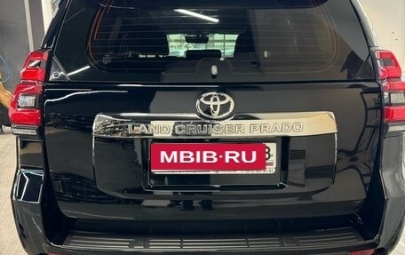 Toyota Land Cruiser Prado 150 рестайлинг 2, 2019 год, 4 900 000 рублей, 2 фотография