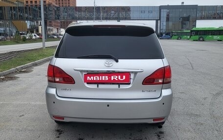 Toyota Ist II, 2003 год, 800 000 рублей, 3 фотография