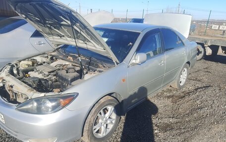 Toyota Camry V40, 2004 год, 460 000 рублей, 3 фотография