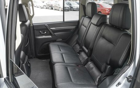 Mitsubishi Pajero IV, 2014 год, 2 599 000 рублей, 9 фотография