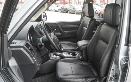 Mitsubishi Pajero IV, 2014 год, 2 599 000 рублей, 10 фотография