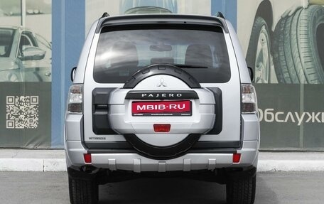 Mitsubishi Pajero IV, 2014 год, 2 599 000 рублей, 4 фотография