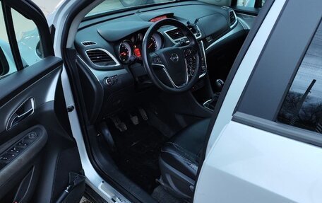 Opel Mokka I, 2014 год, 1 560 000 рублей, 25 фотография