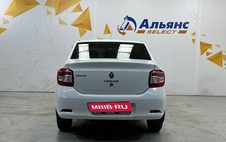 Renault Logan II, 2018 год, 710 000 рублей, 4 фотография