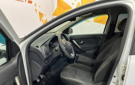 Renault Logan II, 2018 год, 710 000 рублей, 16 фотография