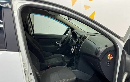 Renault Logan II, 2018 год, 710 000 рублей, 28 фотография