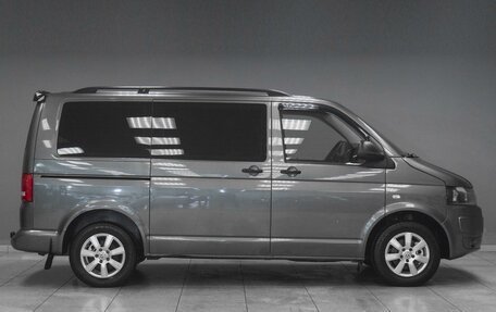 Volkswagen Caravelle T5, 2012 год, 1 899 000 рублей, 5 фотография