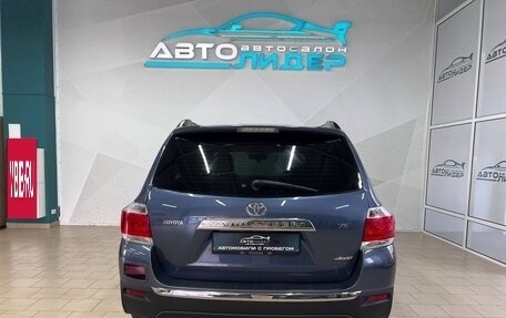 Toyota Highlander III, 2012 год, 1 799 000 рублей, 4 фотография