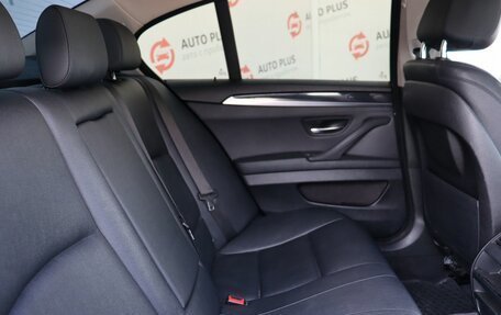 BMW 5 серия, 2013 год, 1 490 000 рублей, 13 фотография