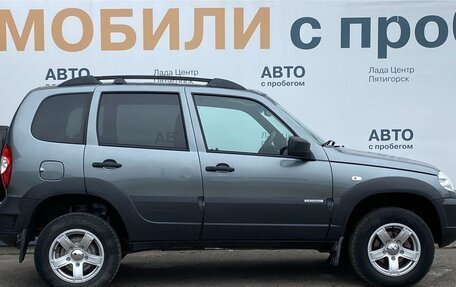 Chevrolet Niva I рестайлинг, 2018 год, 790 000 рублей, 6 фотография