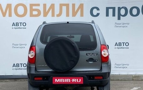 Chevrolet Niva I рестайлинг, 2018 год, 790 000 рублей, 4 фотография