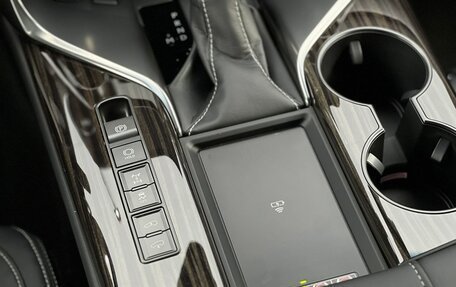 Lexus LX, 2024 год, 18 290 000 рублей, 24 фотография