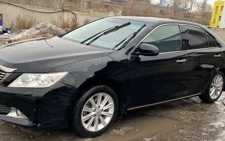 Toyota Camry, 2011 год, 1 850 000 рублей, 3 фотография