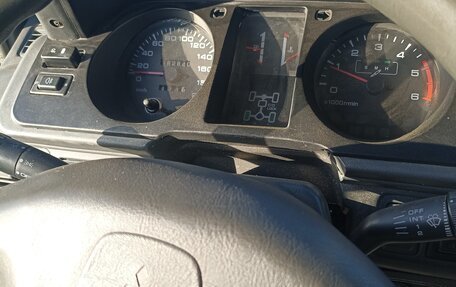 Mitsubishi Pajero III рестайлинг, 1998 год, 350 000 рублей, 9 фотография