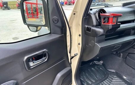 Suzuki Jimny, 2022 год, 1 750 000 рублей, 16 фотография