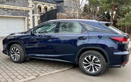 Lexus RX IV рестайлинг, 2020 год, 4 700 000 рублей, 26 фотография