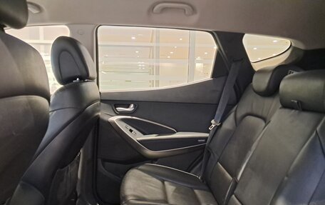 Hyundai Santa Fe III рестайлинг, 2016 год, 1 747 000 рублей, 15 фотография