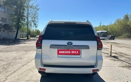 Toyota Land Cruiser Prado 150 рестайлинг 2, 2019 год, 5 500 000 рублей, 4 фотография
