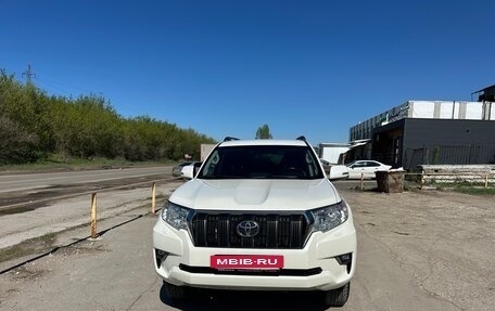 Toyota Land Cruiser Prado 150 рестайлинг 2, 2019 год, 5 500 000 рублей, 2 фотография