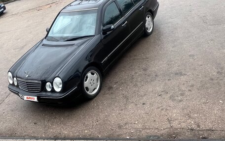 Mercedes-Benz E-Класс, 2001 год, 645 000 рублей, 3 фотография