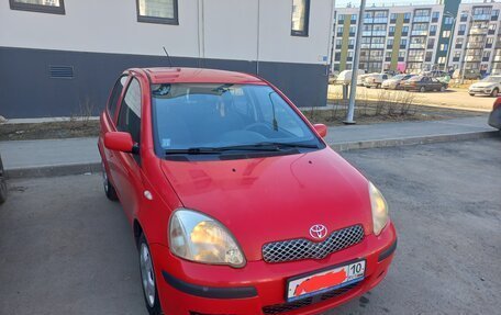 Toyota Yaris I рестайлинг, 2003 год, 300 000 рублей, 3 фотография