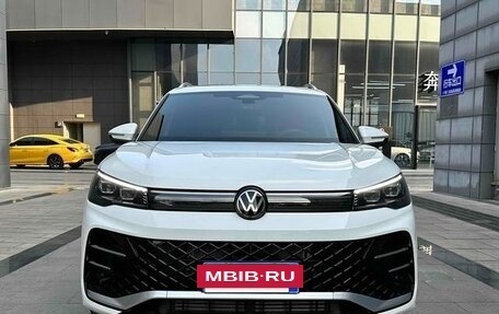 Volkswagen Tiguan, 2024 год, 3 570 000 рублей, 2 фотография