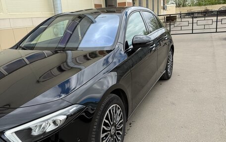 Mercedes-Benz A-Класс, 2019 год, 3 100 000 рублей, 3 фотография