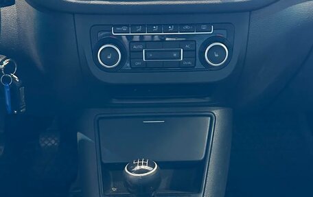 Volkswagen Tiguan I, 2010 год, 1 095 990 рублей, 5 фотография