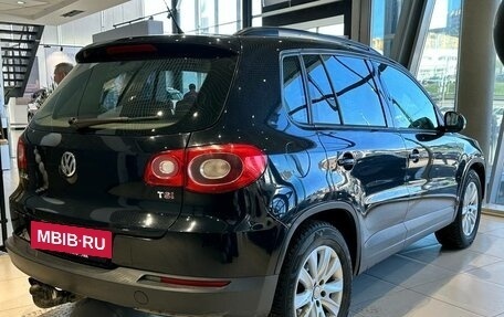 Volkswagen Tiguan I, 2010 год, 1 095 990 рублей, 10 фотография