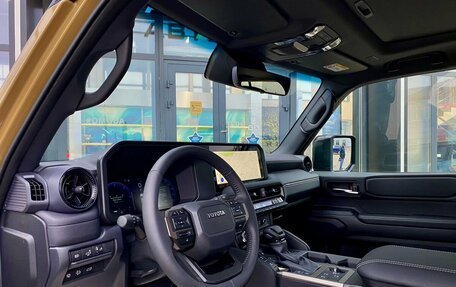 Toyota Land Cruiser Prado, 2024 год, 11 400 000 рублей, 27 фотография