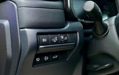 Toyota Land Cruiser Prado, 2024 год, 11 400 000 рублей, 34 фотография