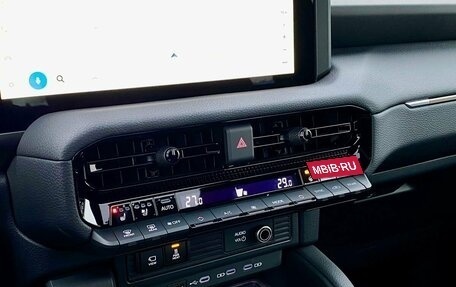 Toyota Land Cruiser Prado, 2024 год, 11 400 000 рублей, 20 фотография