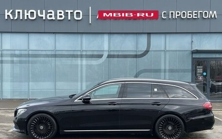 Mercedes-Benz E-Класс, 2017 год, 2 650 000 рублей, 4 фотография