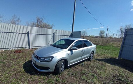 Volkswagen Polo VI (EU Market), 2011 год, 698 000 рублей, 2 фотография